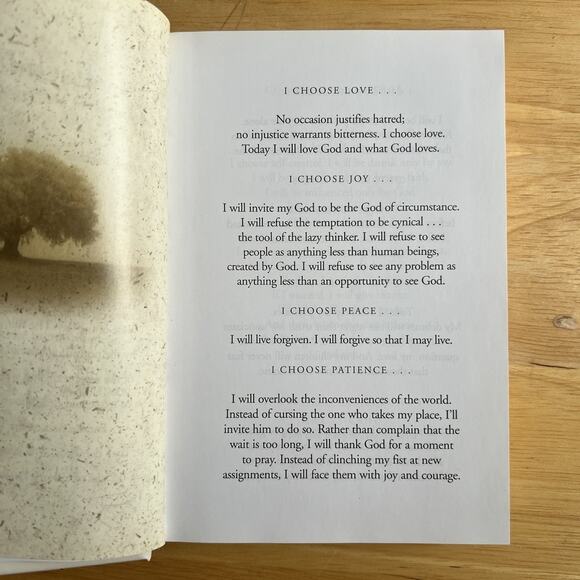 Grace For The Moment Max Lucado Hardcover Book Inspirational Daily Devotional - Picture 4 of 8